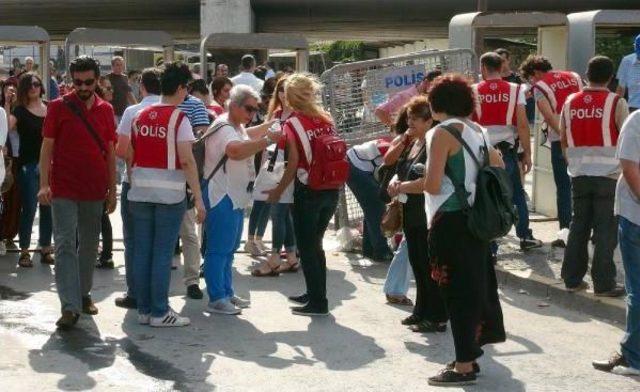 Bakırköy'de Barış Mitingi Başladı (1)