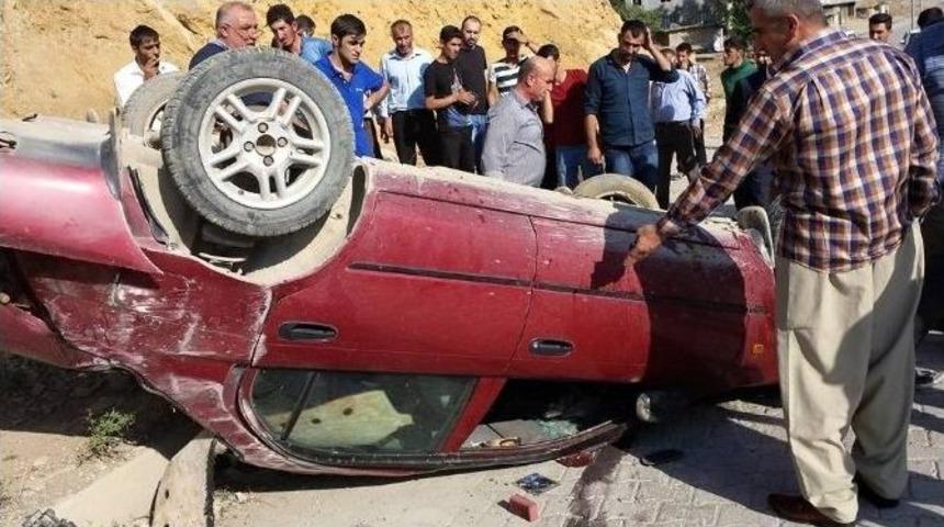 Şemdinli&rsquo;de Trafik Kazası; 1 Yaralı