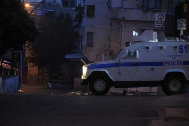 Gaziantep'te Izinsiz Gösteriye Polis Müdahalesi