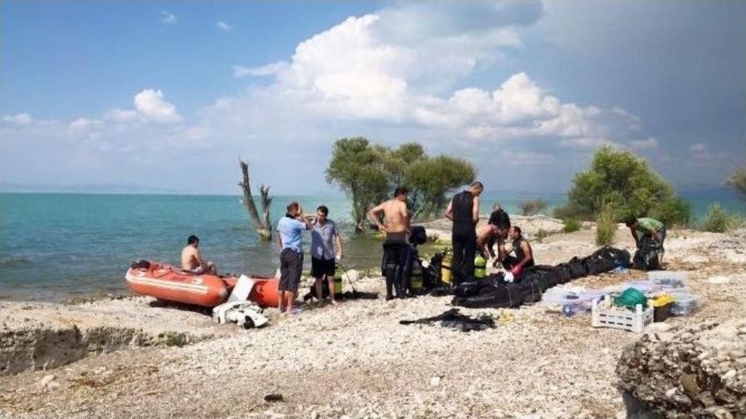 İki Kız Kardeş Serinlemek İ&ccedil;in Girdikleri G&ouml;lde Boğuldu