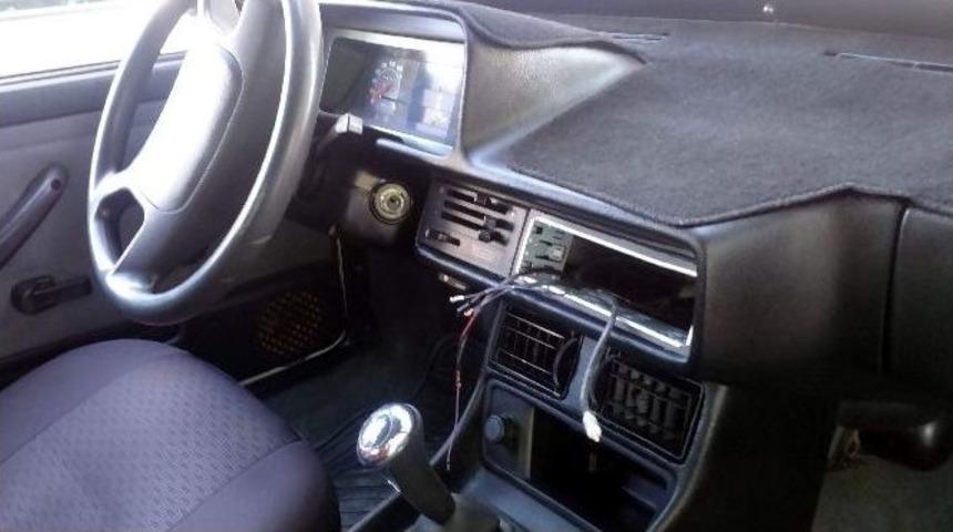 Adıyaman&rsquo;da Bir Otomobilin Teybi &Ccedil;alındı