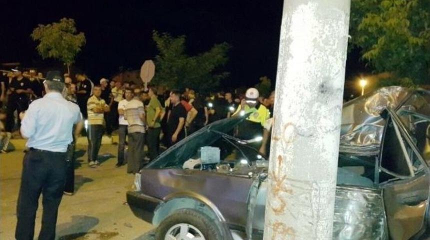 Isparta&rsquo;da Otomobil Yayaların Arasına Daldı: 5 &Ouml;l&uuml;