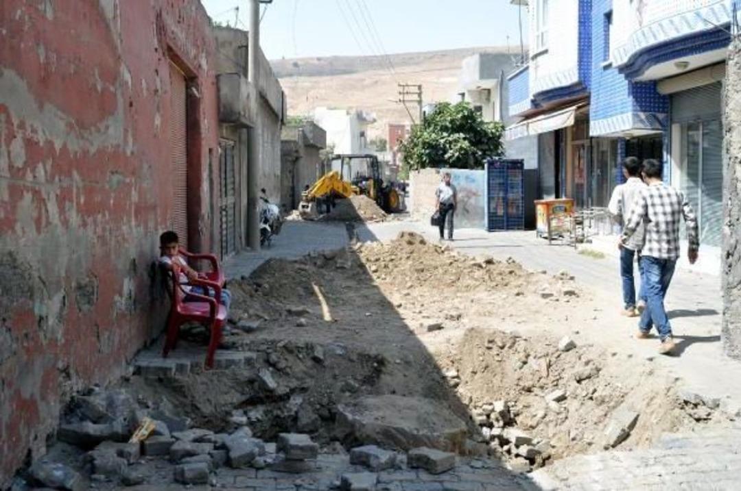 Cizre'de Hendek Kazılmasına Polis Izin Vermedi
