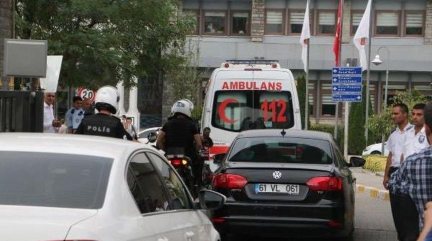 Şehit Polis M&uuml;d&uuml;r&uuml;'n&uuml;n Cenazesi Adli Tıp Kurumu'nda