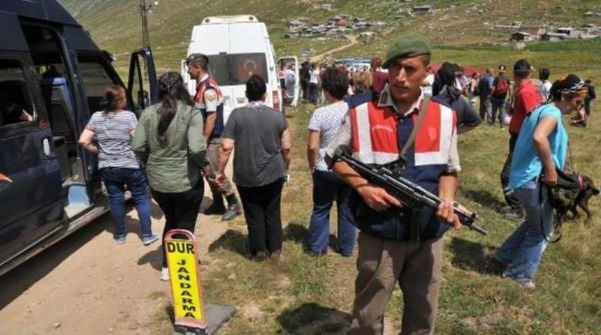 Road Project Protesters Searched By Authorities In Northern Turkey