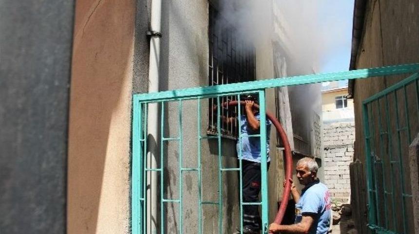 Iğdır&rsquo;da Korkutan Yangın