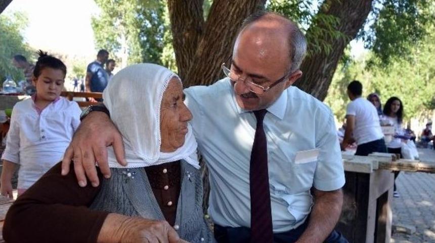 Başkan G&uuml;lc&uuml;oğlu&rsquo;ndan 2 M&uuml;jde Birden