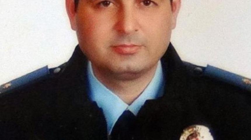 Şehit Emniyet M&uuml;d&uuml;r&uuml; &Ccedil;eken'i, Konya&rsquo;Da 5 Bin Kişi Uğurladı