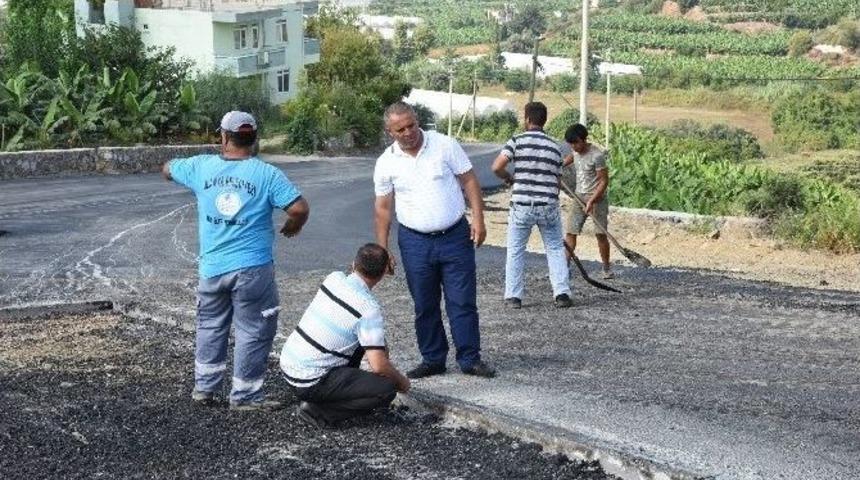 Alanya Belediyesi &Ccedil;ıplaklı Ve Kargıcak Mahalleleri&rsquo;nde Asfalt &Ccedil;alışmalarını S&uuml;rd&uuml;r&uuml;yor