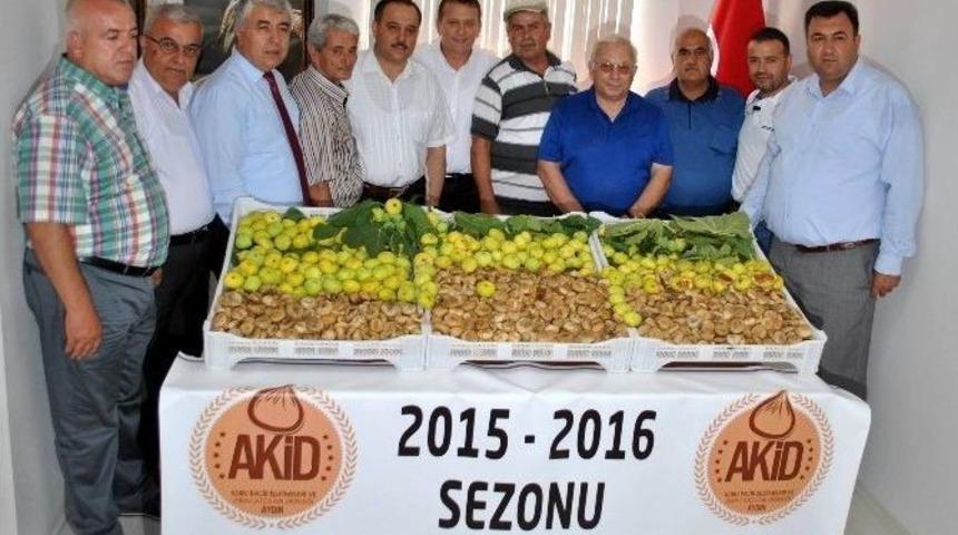Aydın&rsquo;da Sezonun İlk Kuru İnciri Borsaya Teslim Edildi