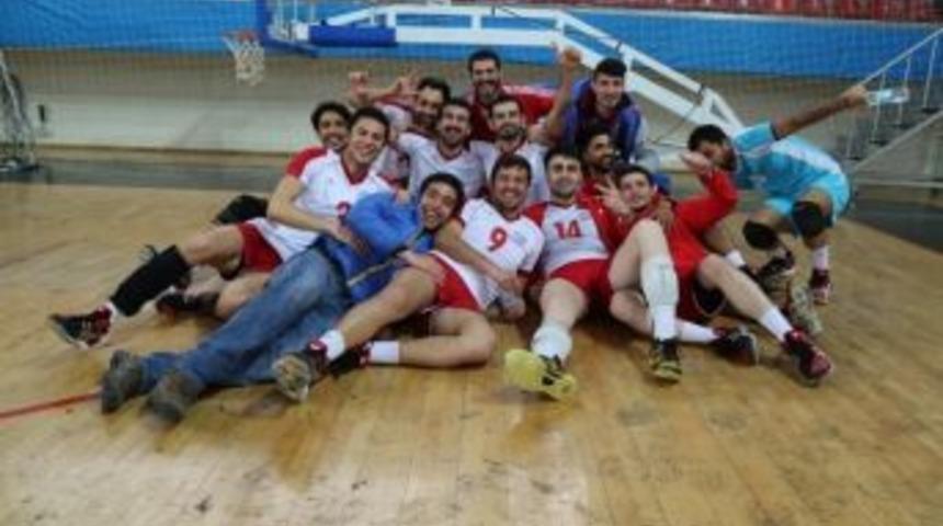 Melikgazi Belediyespor Salonda Fırtına Gibi Esecek