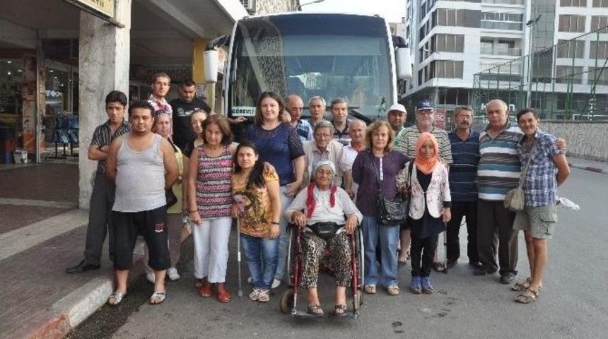 Nazilli Belediyesi&rsquo;nden Engelliler Derneğine &Uuml;cretsiz Ara&ccedil; Tahsisi