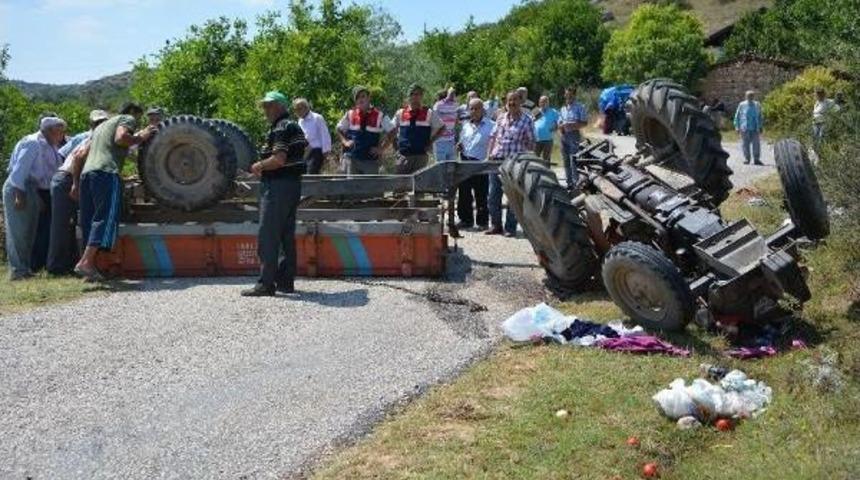 Karab&uuml;k'te Trakt&ouml;r Devrildi: 1 &Ouml;l&uuml;, 10 Yaralı
