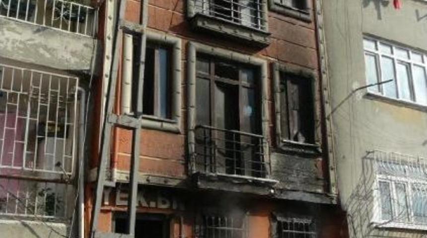 - Yangında Mahsur Kalan Suriyeli Hamile Kadın &Uuml;&ccedil;&uuml;nc&uuml; Kattan Atladı