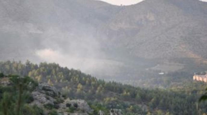 Askeri Alanda &Ccedil;ıkan Yangında 10 Hektarlık Ormanlık Alan Zarar G&ouml;rd&uuml;