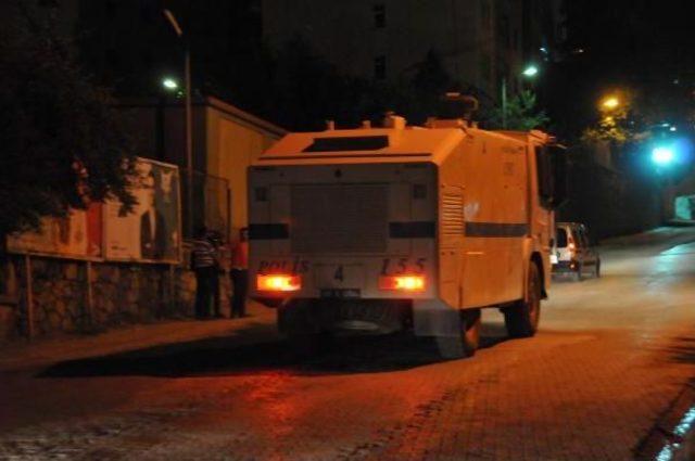 Hakkari'de Polis Lojmanlarına Bombalı Saldırı