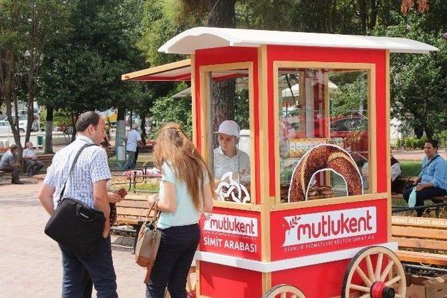 Süleymanpaşa Belediyesi’nin Simit Arabaları Vatandaşı Memnun Etti