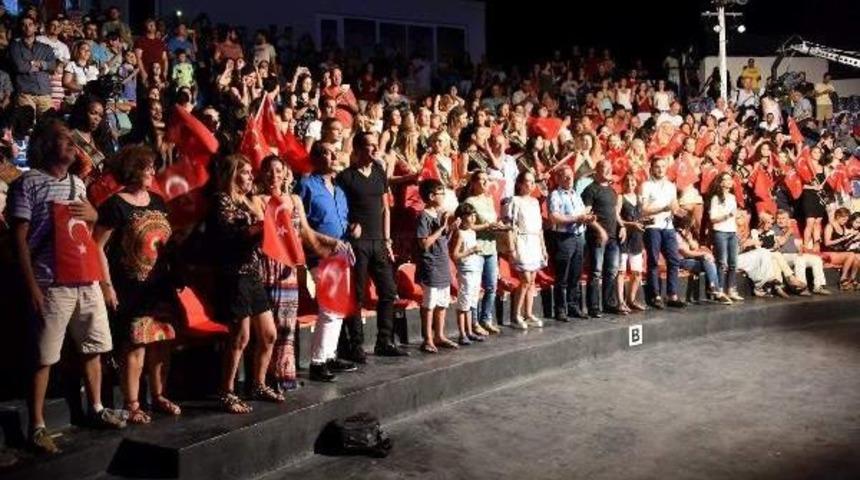 Aliağa Caz G&uuml;nleri Finali Della Miles Ile Yaptı