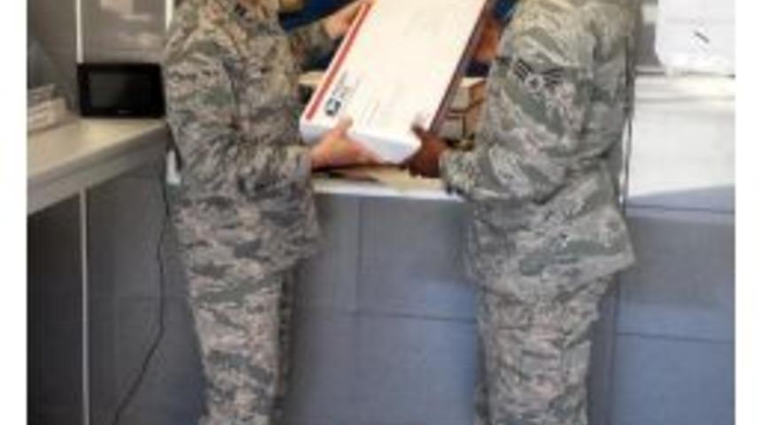 Patriot&ccedil;uların İncirlik'te Kalan Tıbbi Malzemeleri Zimbabwe'e G&ouml;nderildi