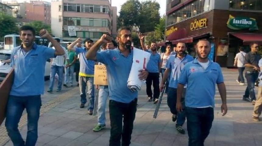 Gebze'de Işten Çıkarılan Işçiler Için Eylem