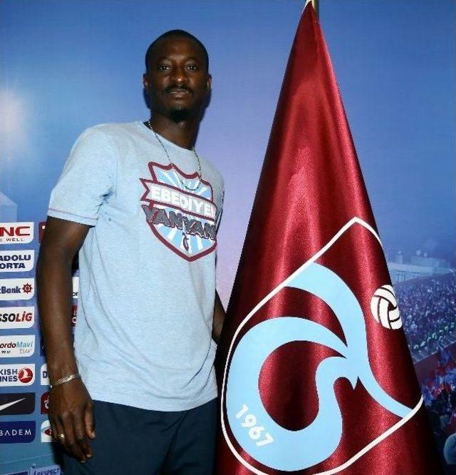 Dame N’doye Trabzonspor’a İmzayı Attı