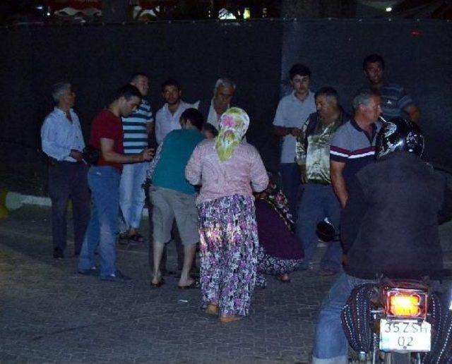 Dövdükleri Gencin Yakınlarını Çağırtıp Ateş Açtılar