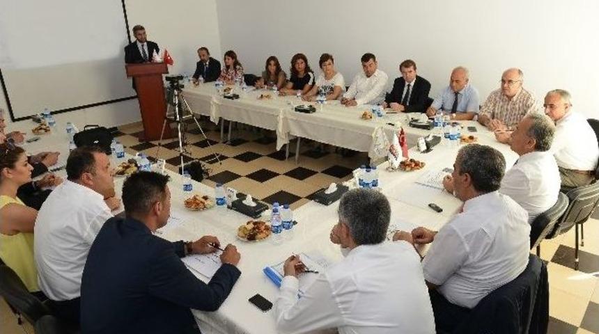 Vali B&uuml;y&uuml;k: "istihdamı Artırmak İ&ccedil;in İşbirliği Yapmalıyız"