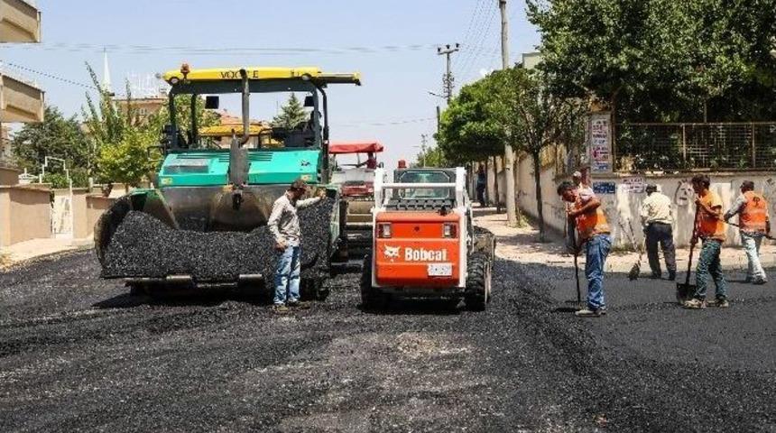 Şehitkamil Belediyesi Mahalleleri Sıfır Asfaltla Buluşturuyor