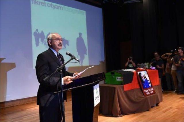 Kılıçdaroğlu Fikret Otyam'ın Cenaze Törenine Katıldı