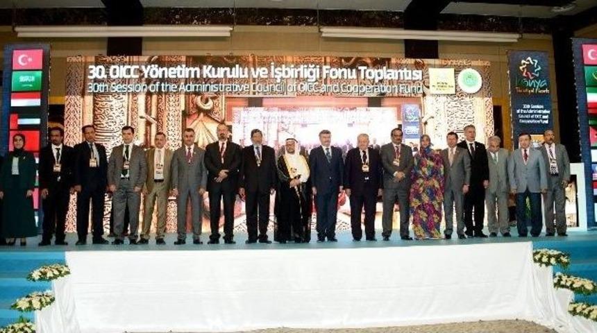 İslam D&uuml;nyası Konya&rsquo;da Buluştu