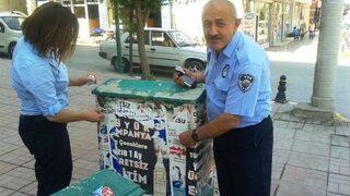 Van’da Gelişigüzel Asılan İlanlar Kaldırılıyor