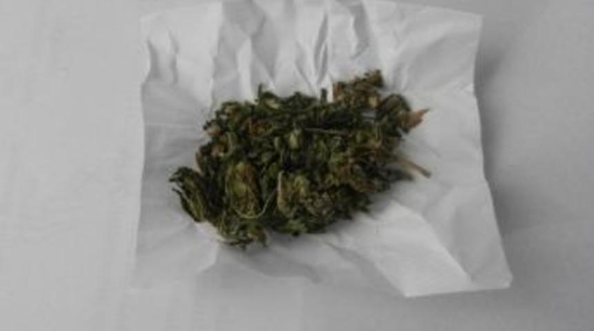 Karab&uuml;k Emniyeti Uyuşturucuyla M&uuml;cadeleye Devam Ediyor