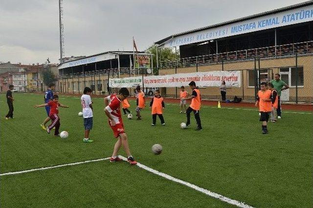 Tepebaşı’nda Yaz Okulları Sürüyor