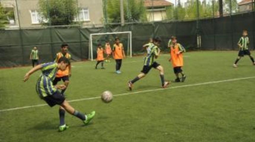 Darıca Da Yaz Spor Okulları Devam Ediyor