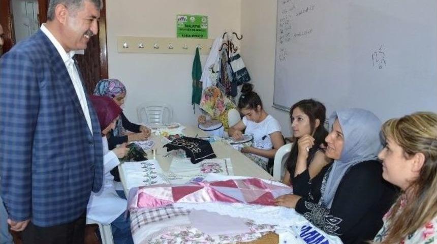 Yeşilyurt Yeşil Konak Beceri Kurslarına Bayanların İlgisi Yoğun