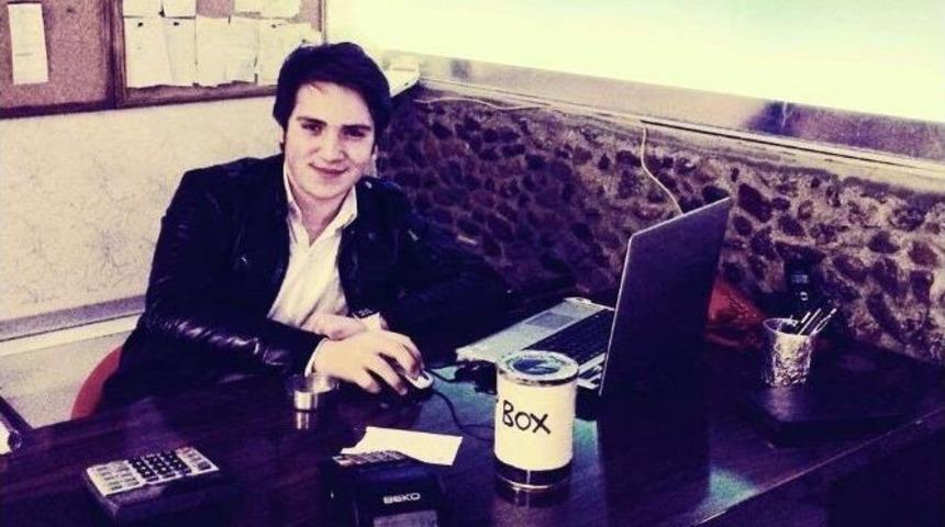 &Ccedil;ıkardığı Sesleri Arkadaşları Şaka Zannetti