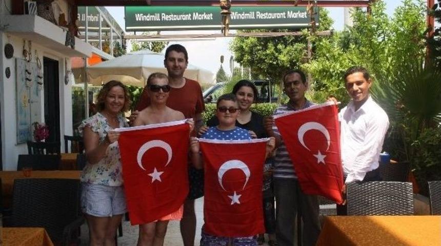 Madder&rsquo;den T&uuml;rk Bayrağı