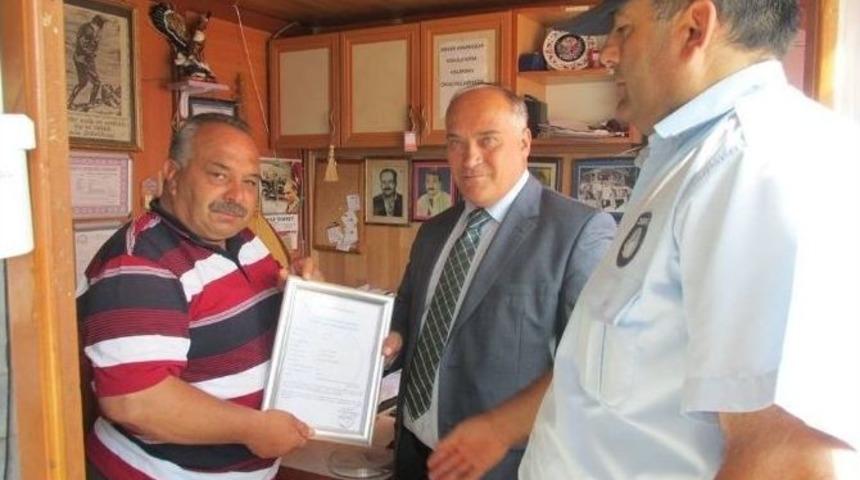 Han Esnafına Yeni Ruhsatları Dağıtıldı