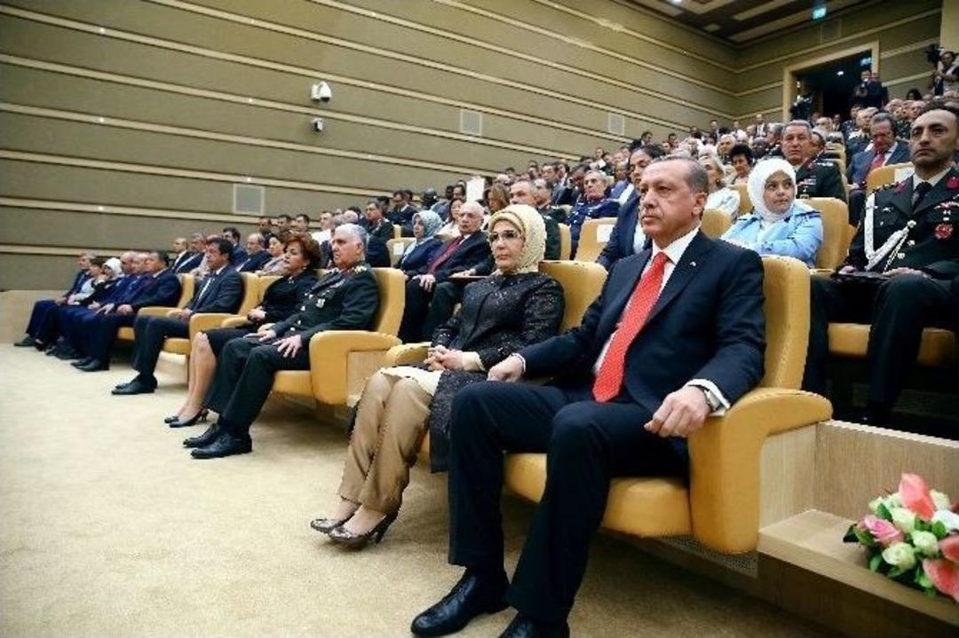 Cumhurbaşkanı Erdoğan: &ldquo;&uuml;lke Kesinlikle H&uuml;k&uuml;metsiz Kalmamalı. Benim Tasarrufum Değil, Ben Sadece İzliyorum&rdquo;