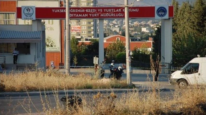 Kyk &Ouml;n&uuml;nde Ş&uuml;pheli Poşet Paniği