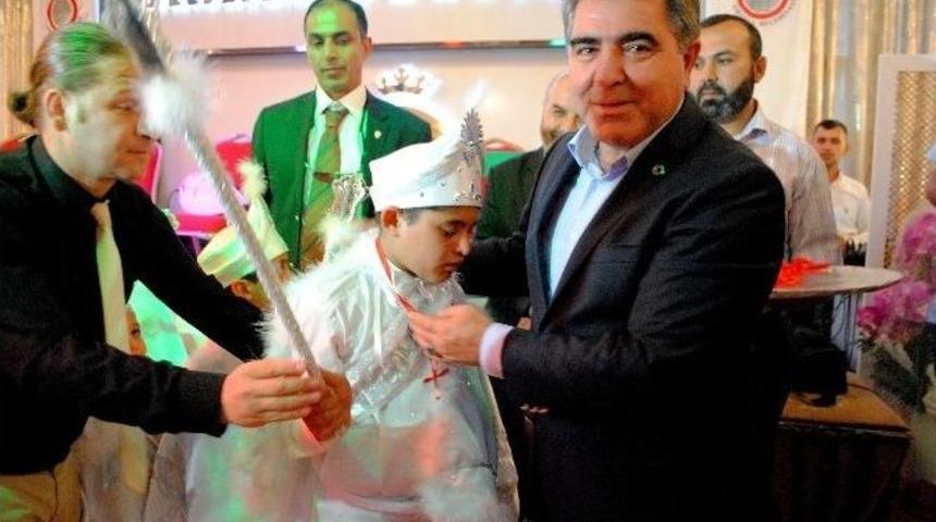 6. Ş&ouml;lende 60 &Ccedil;ocuk S&uuml;nnet Oldu