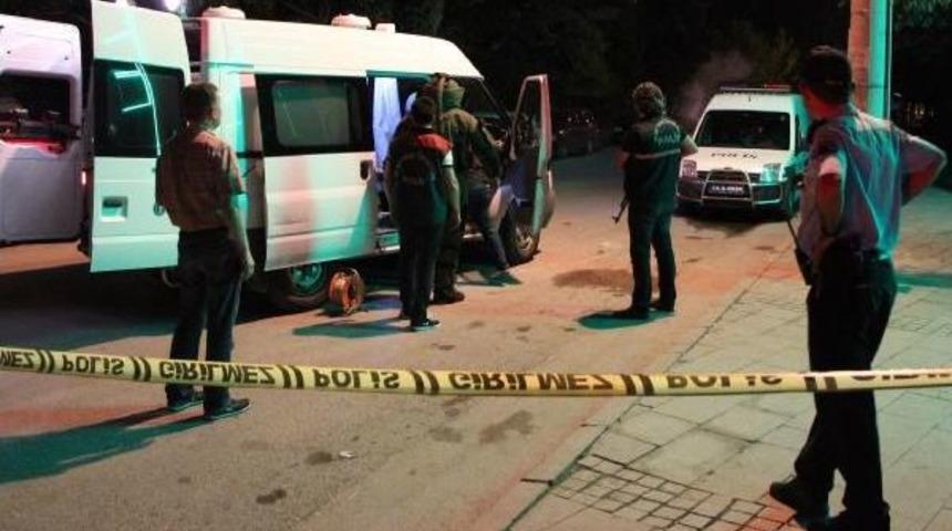 Kaldırıma Bırakılan Valiz Bomba Korkusu Yaşattı