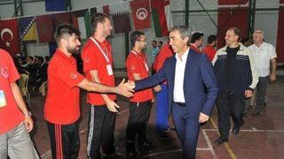 Uluslararası Gençlik Kampı Ateşi Düzköy’de Yandı