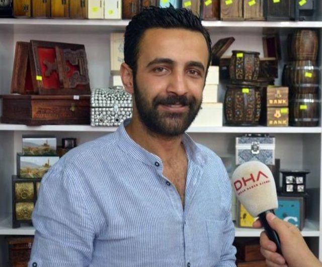 İşyerine  telefonla Uğraşmayan  Kadın Elaman Arıyor 1