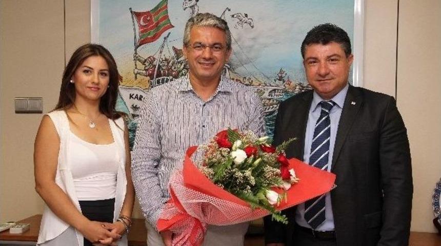 Karşıyaka&rsquo;da Tepeden Tırnağa Hizmet