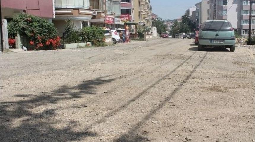 Tekirdağ 100. Yıl Mahallesinde Yapılmayan Yollardan Vatandaş Şikayetçi