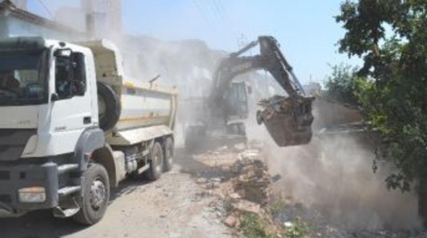 Gemlik&rsquo;te B&uuml;y&uuml;k Temizlik