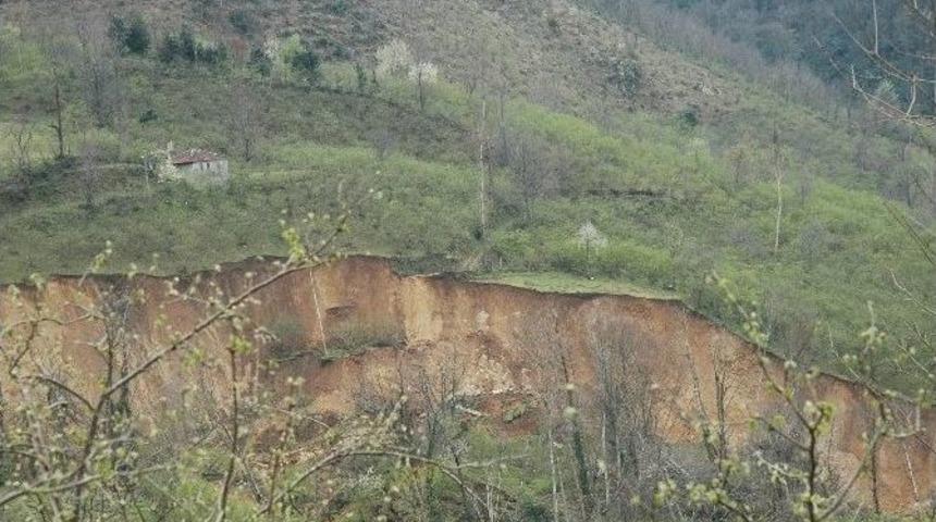 Doğu Karadeniz&rsquo;de Heyelan Uyarıları
