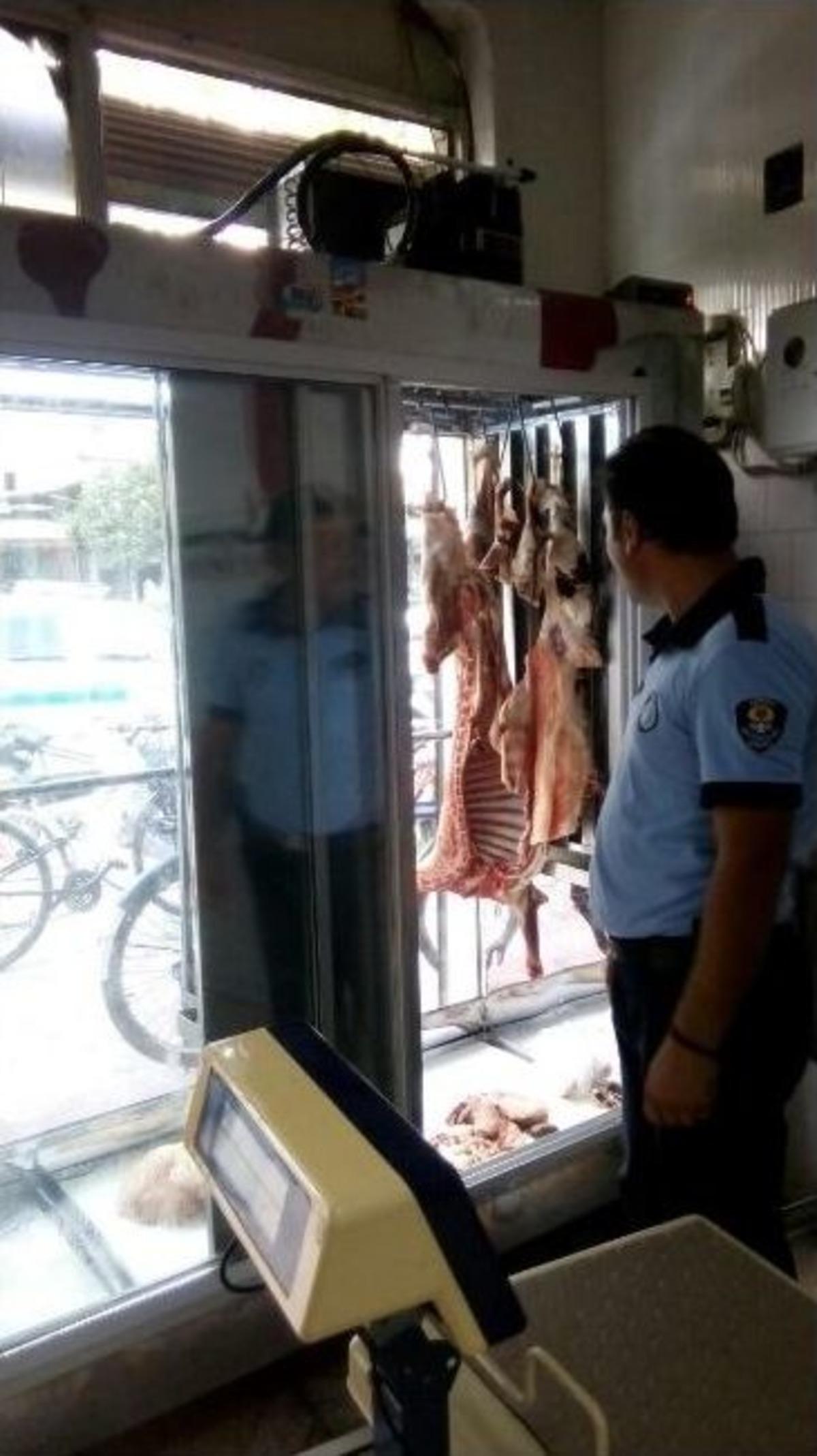B&uuml;y&uuml;kşehır Zabıtası&rsquo;ndan Il&ccedil;e Kasaplarında Denetleme