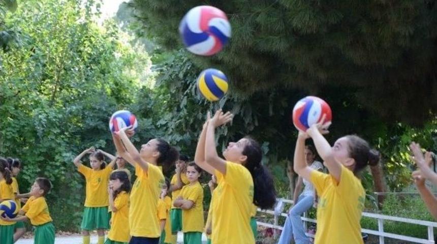 Osmaniye Belediyesi 7.yaz Spor Okullarında Eğitimler Başladı